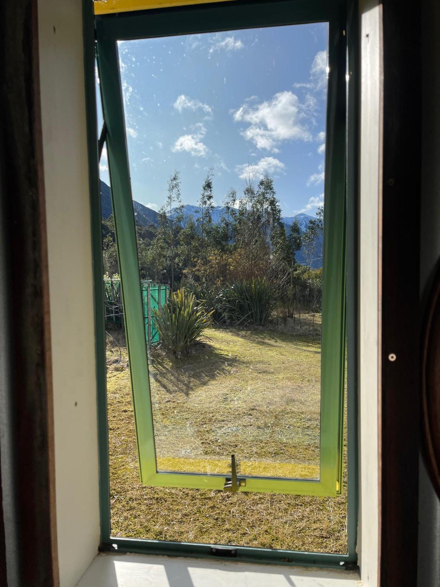 Basic, Super 'Cosy' Cabin In The Middle Of National Park And Mountains Apartamento Otira Exterior foto